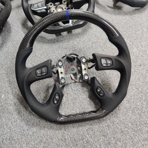 Picture of Carbon Fiber Steering Wheel for Trailblazer